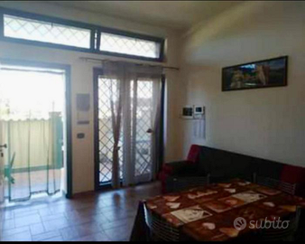 Focene, Fiumicino appartamento 200 m. dal mare