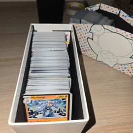 ETB di carte Pokémon tutte reverse ed olografiche
