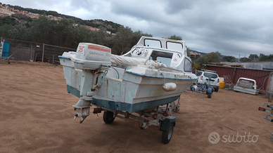 Barca cabinate da pesca