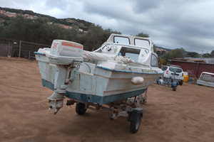 Barca cabinate da pesca