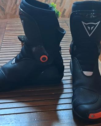 scarpe dainese moto