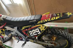 Moto cross uso pista