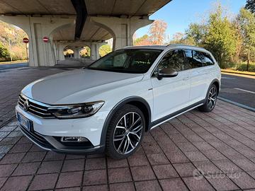 Volkswagen Passat Alltrack 239 CV