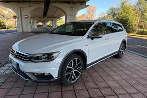 Volkswagen Passat Alltrack 239 CV