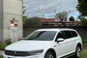 Volkswagen Passat Alltrack 2.0 TDI 200 CV 4MOTION 