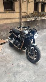 TRIUMPH SPEED TWIN 1200