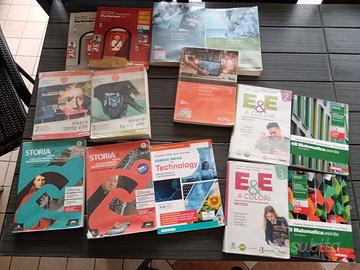 libri di testo scolastici superiori