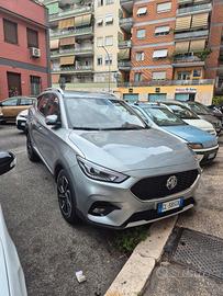 MG ZS - AGOSTO 2022 - SOLO 25.000KM