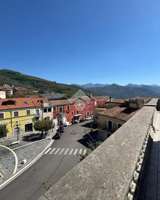 2 LOCALI A SAN CIPRIANO PICENTINO