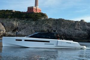 EVO YACHTS R+ 58 T2 T3 R6 R4 V8