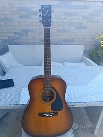 Chitarra YAMAHA