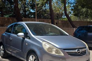 opel corsa 95000 km  neopatentati 