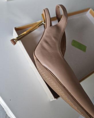 décolleté beige 