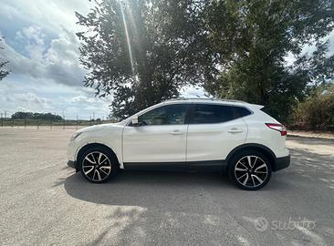 Nissan Qashqai 1.6 dCi 2WD Tekna 360
