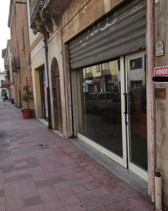 Locale Commerciale uso ufficio e ambulatorio