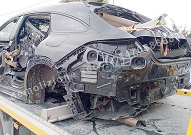 SCOCCA per taglio LAMIERA MERCEDES CLA amg 2022