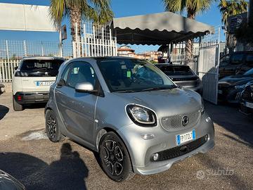 Smart ForTwo 2018 70 1.0 62000km automatica