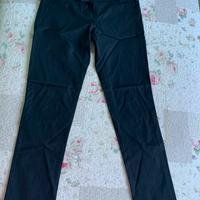 Pantaloni neri da donna