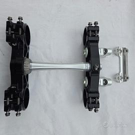 Piastre in lega leggera nere per KTM EXC e SX