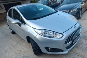 Ford Fiesta - 1.5 TDCi Titanio - Cruise Control - 