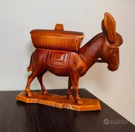 Distributore sigarette vintage a forma di asino