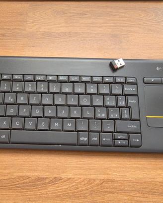 Logitech K400 Plus Tastiera Wireless unifying