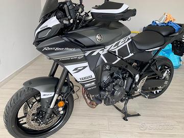 Yamaha Tracer 9 pari al nuovo 1700Km