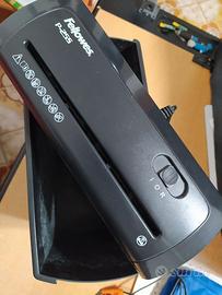 distruggidocumenti a striscia