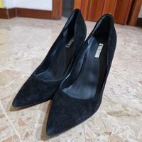 Scarpa con tacco Guess