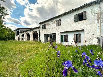 Ampio rustico da ristrutturare: forte potenziale