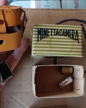 Fotocamera Minetta Vintage in Miniatura