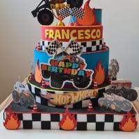 Torta finta gomma eva tema Hotwheels Monstertrucks