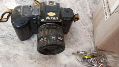 macchina fotografica Nikon F-401S