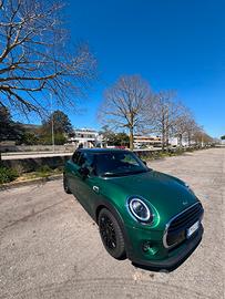 Mini Cooper 1.5 - British Racing Green