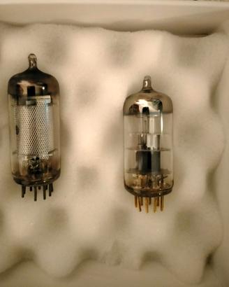 N. 2 Valvole  Vintage:  EF 86+ E86C