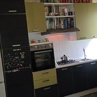 Cucina componibile e cameretta 