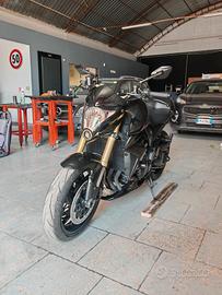 Honda cb1000r 