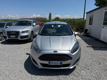 Ford Fiesta 1.4 5 porte Bz.- GPL Black & White Edi