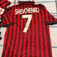 Maglia AC Milan 00/01 di Shevchenko autografata