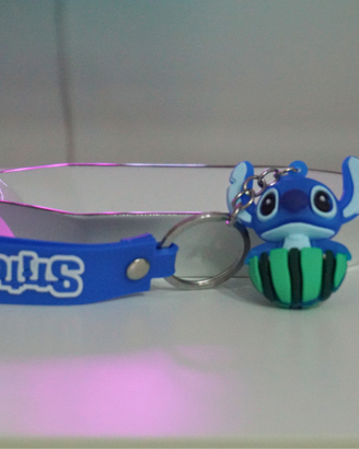 Portachiavi Stitch in PVC e Metallo