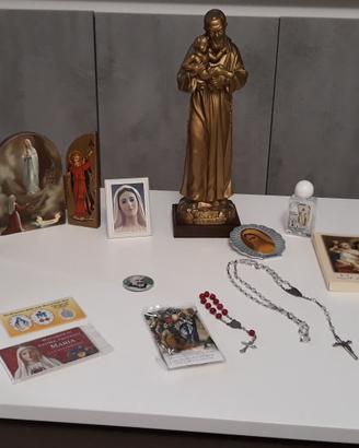 Lotto di articoli religiosi