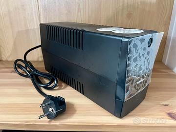 UPS Tecnoware ERA PLUS 1100VA - Batteria nuova