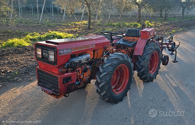 Trattore Valpadana 330 DT con vibrocult 1,40cm