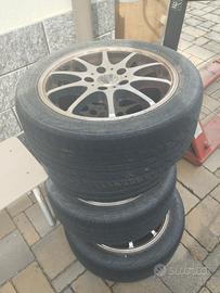Gomme con cerchi in lega 195/50R15
