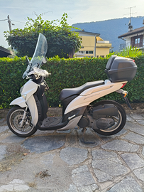 Scooter xenter 125