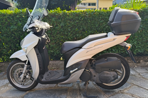 Scooter xenter 125