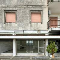 NEGOZIO A CASTIGLIONE DELLE STIVIERE