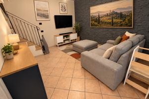 Villetta bifamiliare con giardino