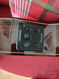 Chitarra classica Salvatore Cortez amplificata