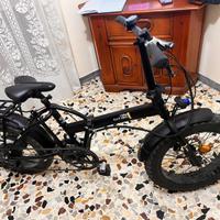 Bici elettrica fat bike pieghevole